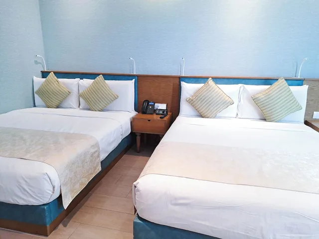جناح سيغنتشر بسريرين كوين مع أريكة، Hotel H2o 3/6