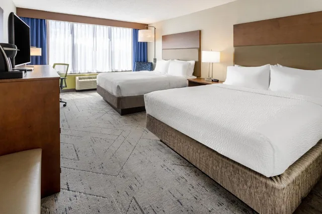غرفة سوبيريور بسريرين كوين، Holiday Inn Express Suites Ft Washington Philadelphia 4/7