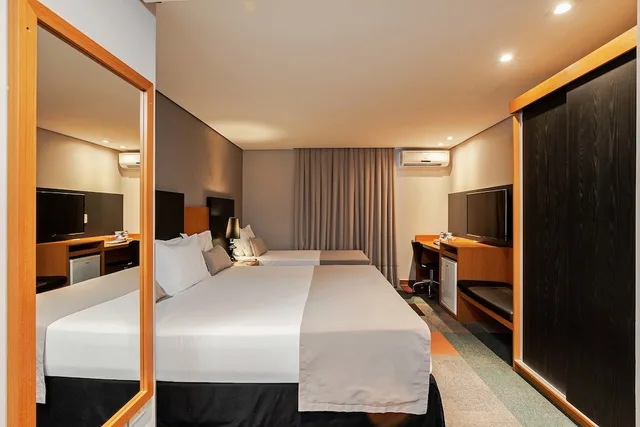 غرفة عائلية ثلاثية بسرير مزدوج وسرير فردي، Slaviero Hotel Curitiba Batel 3/10