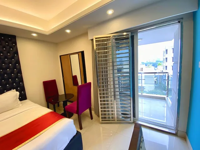 غرفة ديلوكس بسريرين منفصلين بإطلالة على المدينة، Park Hyatt Dhaka 1/4
