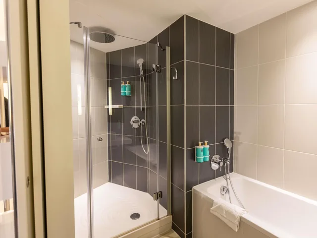 جناح سوبيريور بسرير كوين، Novotel Suites Paris Expo Porte De Versailles 5/9