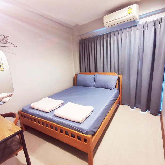 غرفة قياسية بسرير مزدوج بحمام مشترك، Restiny Hostel 2/8