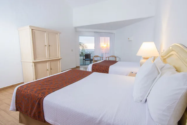 Deluxe, King Bed, Panoramic Bay View، Friendly Fun Vallarta Different Experiences 2/6