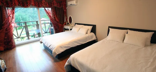 جناح استوديو بسريرين كوين بغرفتي نوم، Heidi Pension G House 4/10