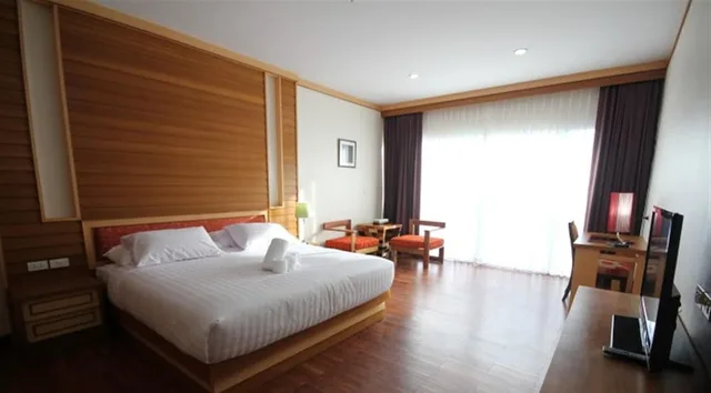 غرفة ديلوكس بسرير كينج، Taman Spa Resort 10/10