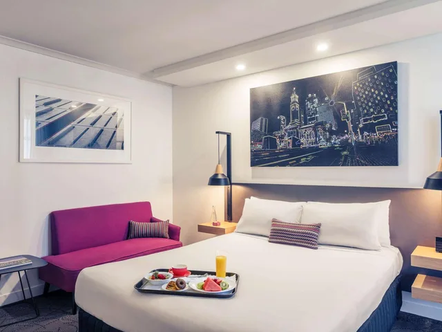 Privilege, King Bed, Queen Bed, Mercure Brisbane King George Square 3/9