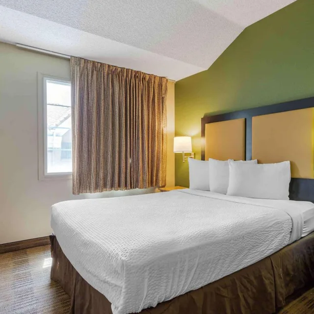 جناح بسرير كوين بغرفة نوم واحدة، Extended Stay America - Providence - Airport 1/8