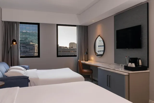 غرفة جونيور بسرير كينج، Radisson Hotel Cape Town Foreshore 4/10