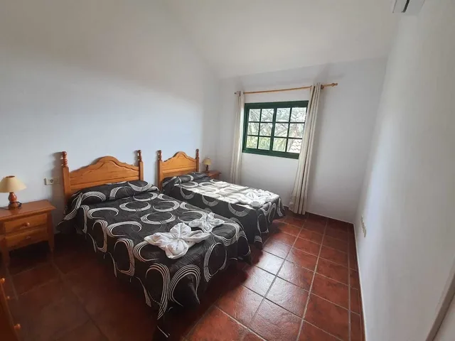 1 Bedroom, Traditional, House, Twin Beds, Sofa، CASAS RURALES AMPARO LAS HAYAS 1/10
