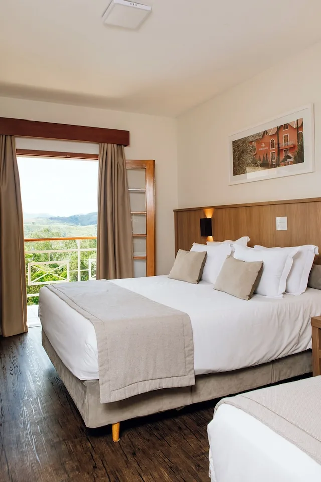 غرفة ديلوكس بسرير كوين وسرير فردي، Monreale Resort Parque Aquatico Pocos de Caldas 5/10