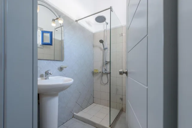 غرفة قياسية بإطلالة على البحر، Anemomilos Hotel & Apartments 4/6