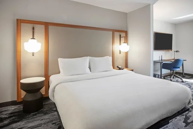 استوديو بسرير كينج مع أريكة لذوي الإعاقة، Fairfield Inn Suites Rancho Cordova 2/4