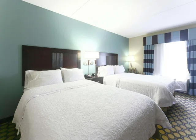 غرفة بسريرين مزدوجين، Hampton Inn North Brunswick / New Brunswick 1/4