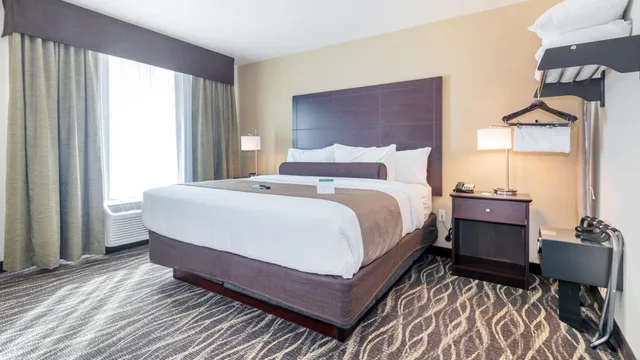 غرفة عائلية لذوي الإعاقة، Cobblestone Hotel & Suites Janesville 4/8