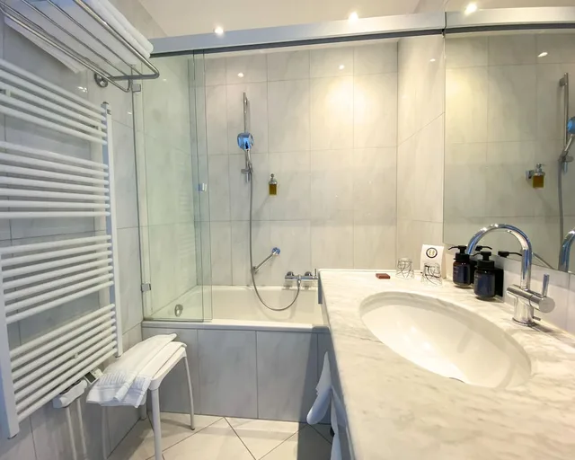 2 Rooms, Panorama, Suite, Double Bed, Sea View، Grand Hotel Seeschlosschen Spa Golf Resort 8/8