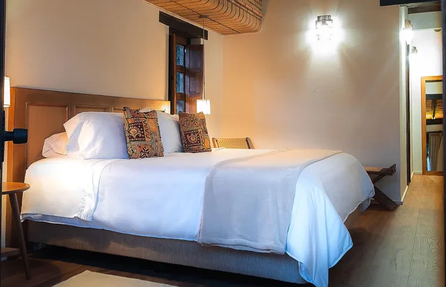جناح، Casa Alcestre 3/6