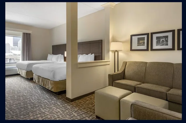 غرفة بسرير كوين لذوي الإعاقة، Comfort Inn and Suites Pittsburgh Northshore, PA 1/1