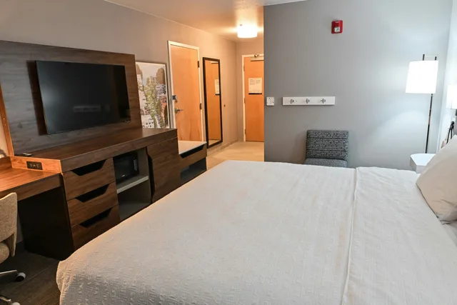 غرفة بسرير كينج لذوي الإعاقة، Hampton Inn Fremont 3/5