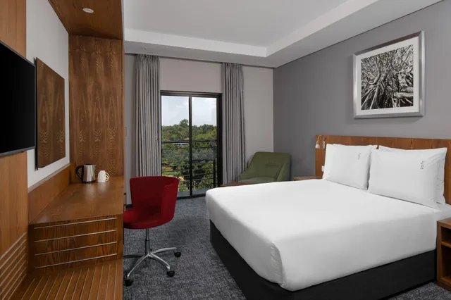 غرفة بريميوم بسرير مزدوج، Holiday Inn Nairobi Two Rivers Mall an IHG Hotel 1/2