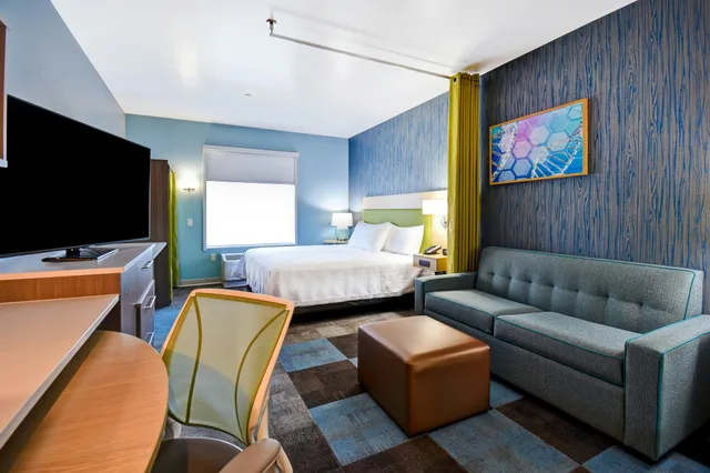 Studio, Suite, King Bed, Home2 Suites by Hilton San Francisco Airport North 2/3