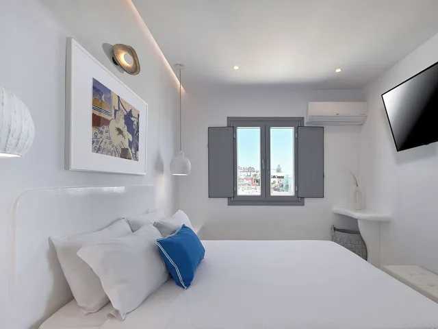 جناح سوبيريور بسرير مزدوج بإطلالة على البحر مع أريكة بجاكوزي، Tataki Hotel 4/10