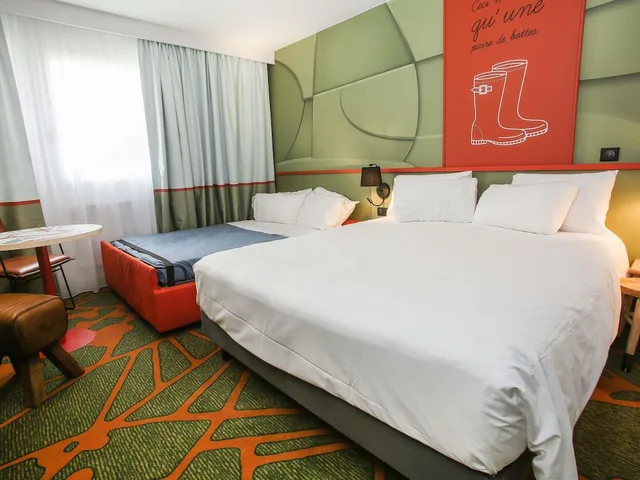 غرفة قياسية بسرير كوين مع أريكة، Hotel Mercure Lisieux Normandie 2/10