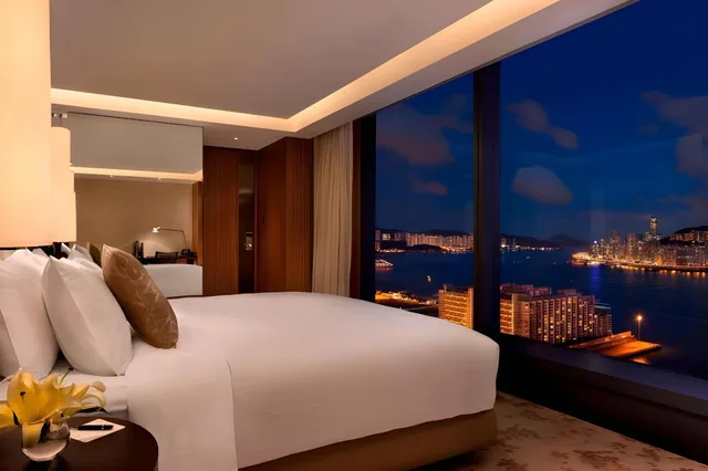 غرفة بسرير كينج بإطلالة على المرفأ، Hotel ICON 2/3