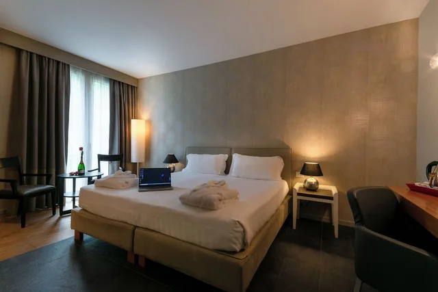 غرفة ديلوكس بسريرين منفصلين، Admiral Park Hotel 1/4