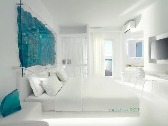 Deluxe Double Sea View with Outdoor Jacuzzi، Mykonos Bay Resort and Villas 4/5