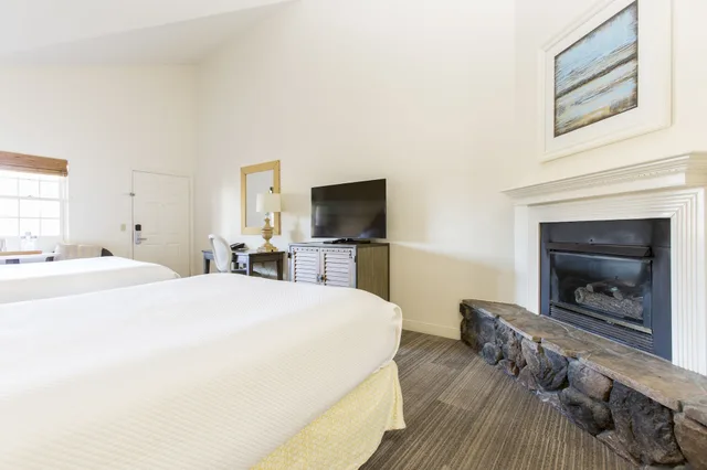غرفة قياسية بسريرين كوين لذوي الإعاقة، FogCatcher Inn 1/9