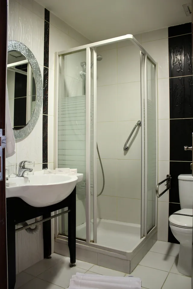 غرفة قياسية مفردة بسرير كينج، RETAJ HOTEL 9/10