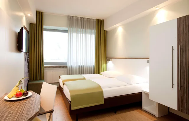 غرفة بسرير مزدوج، TOP Hotel Sportforum 1/3