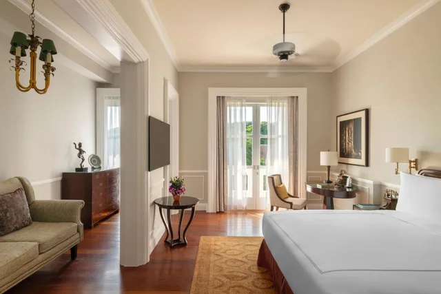 Colonial, Suite, King Bed, Garden View، Raffles Grand Hotel D Angkor Hotel 3/10