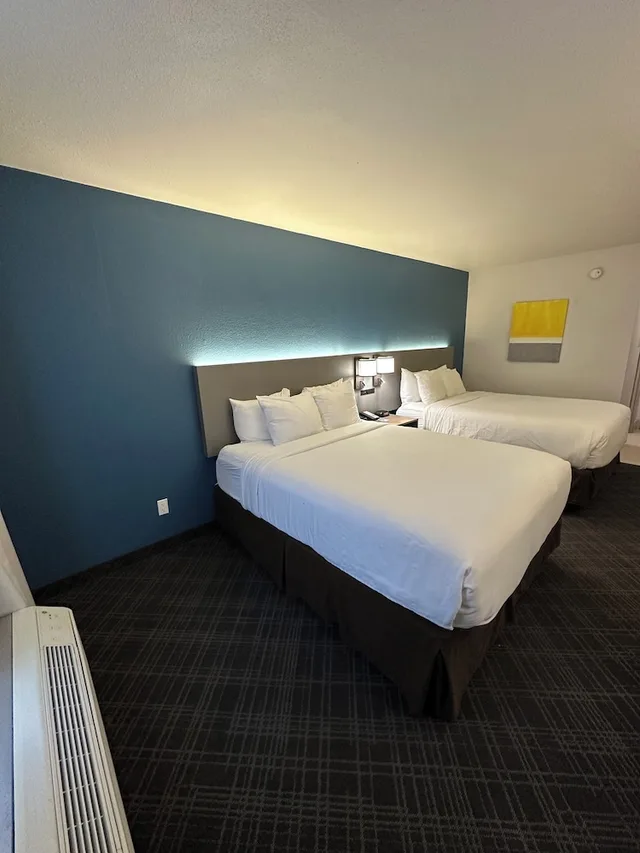 غرفة قياسية بسريرين كوين، Comfort Inn Dallas Park Central 1/10