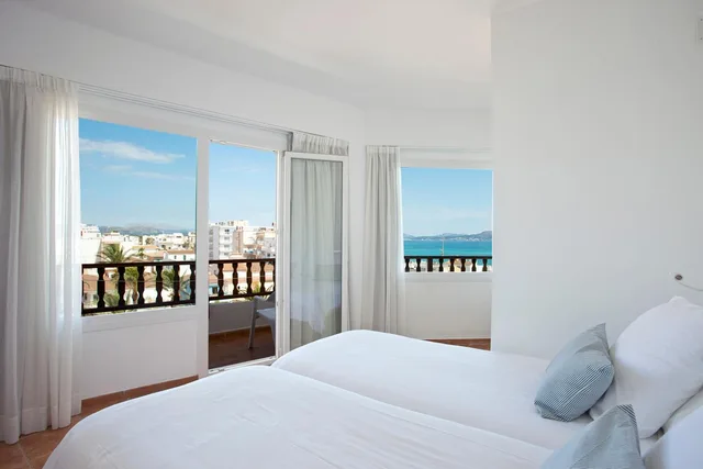 غرفة ثلاثية بسرير فردي، Galaxia Boutique Hotel 4/9