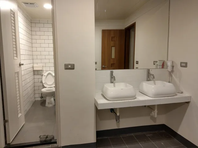 Mixed Dorm, 16 Beds، Mini Voyage Hostel Hualian 3/4