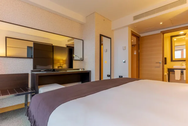جناح تنفيذي ثلاثي بشرفة بغرفة نوم واحدة، Pestana Chelsea Bridge Hotel & Spa 1/10