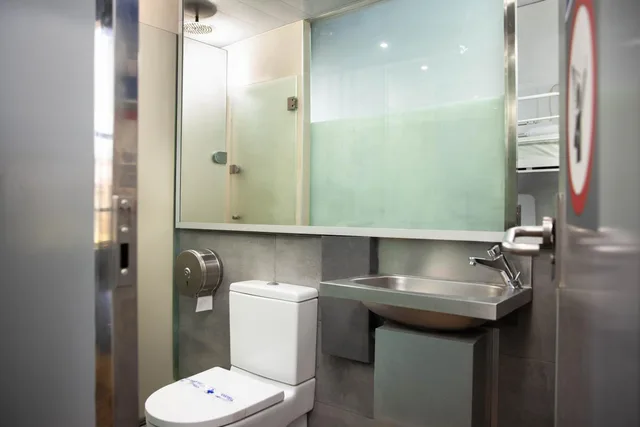 Female Dorm, 6 Beds, Urbany BCN GO Hostel 4/5