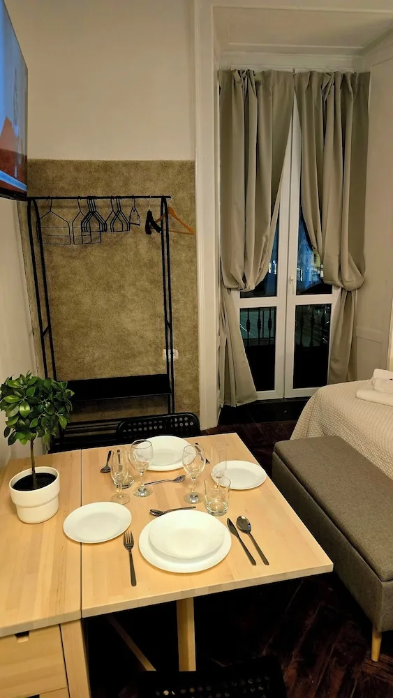 Casa Storica 5 Giornate, Milan 50/50