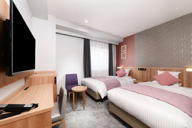 غرفة قياسية بسريرين منفصلين للمدخنين، Art Hotel Aomori 1/3