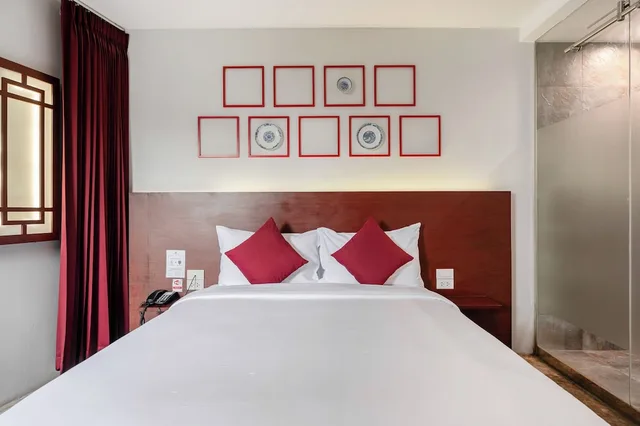 Standard, Double Bed, No Window، Ruamchitt Plaza Hotel 7/9