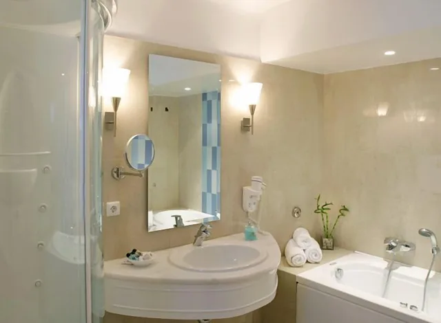 Superior, Sea View, Petasos Beach Resort Spa 2/2