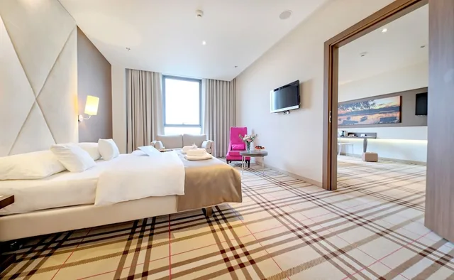 غرفة ديلوكس بسرير مزدوج أو سريرين منفصلين، Hotel Rzeszaw 2/6