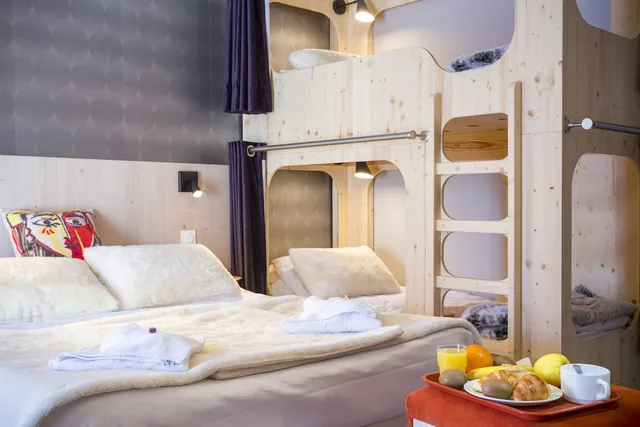 غرفة رباعية بسريرين منفصلين وسرير بطابقين، HOTEL CLUB MMV LE FLAINE 4/6