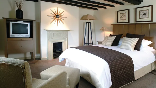 كوخ بسرير مزدوج بإطلالة على النهر، The Priest House Hotel 4/7