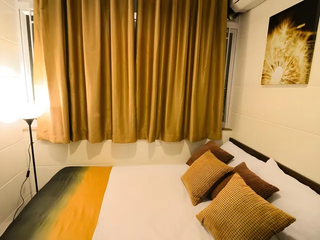 غرفة بسرير مزدوج، Garden Hotel 2/2