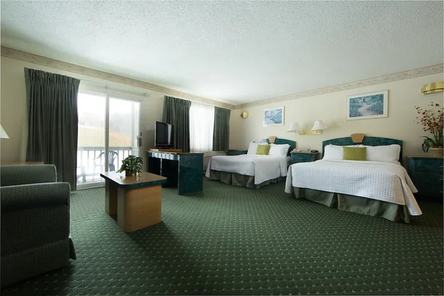 غرفة ديلوكس بسريرين مزدوجين، Villa Roma Resort and Conference Center 1/2
