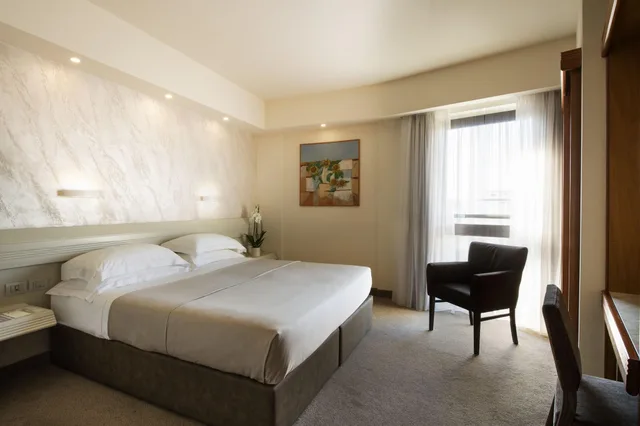 جناح جونيور بسرير كينج، Hotel Grifone Firenze 1/3