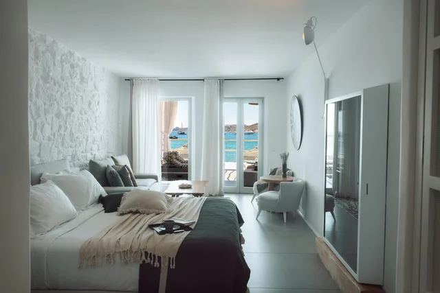جناح شهر العسل بجاكوزي، Mykonos Blanc 3/9