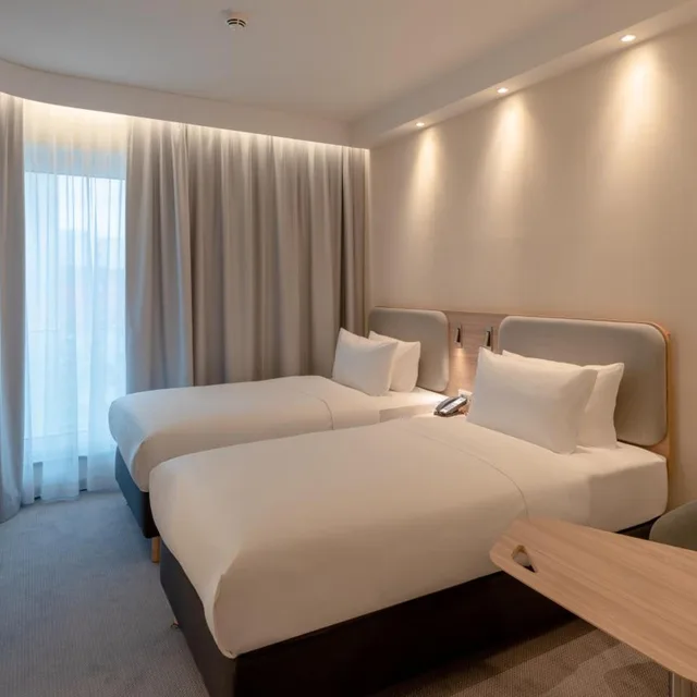 غرفة قياسية بسرير كينج، Holiday Inn Express Munich North, an IHG Hotel 3/10